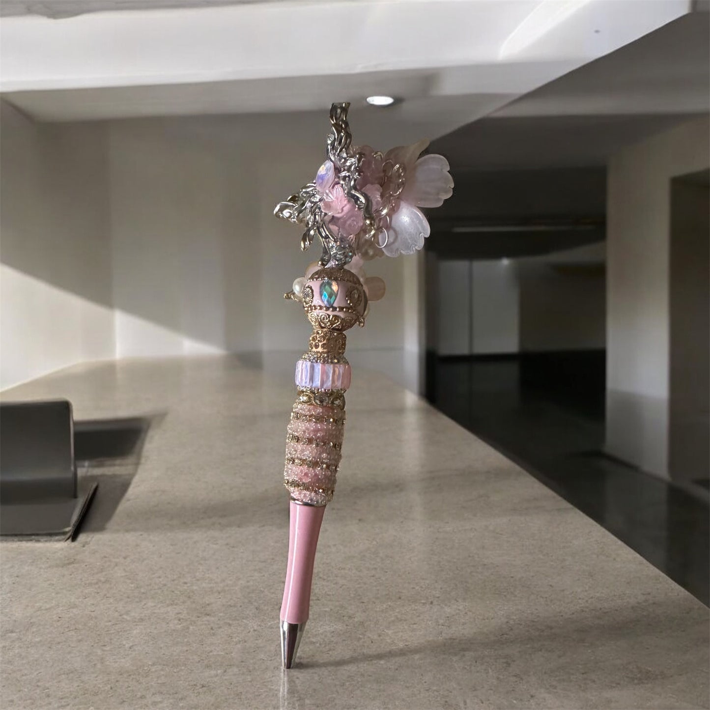 Elegant Refillable Beaded Pen – Perfect for Gifting & Journaling!